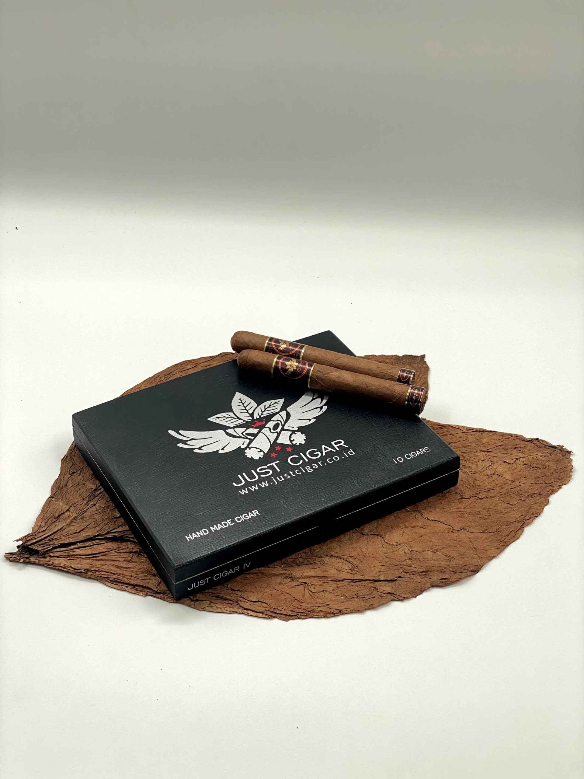 Just Cigar 6 Wooden Box - Isi (5Batang)
